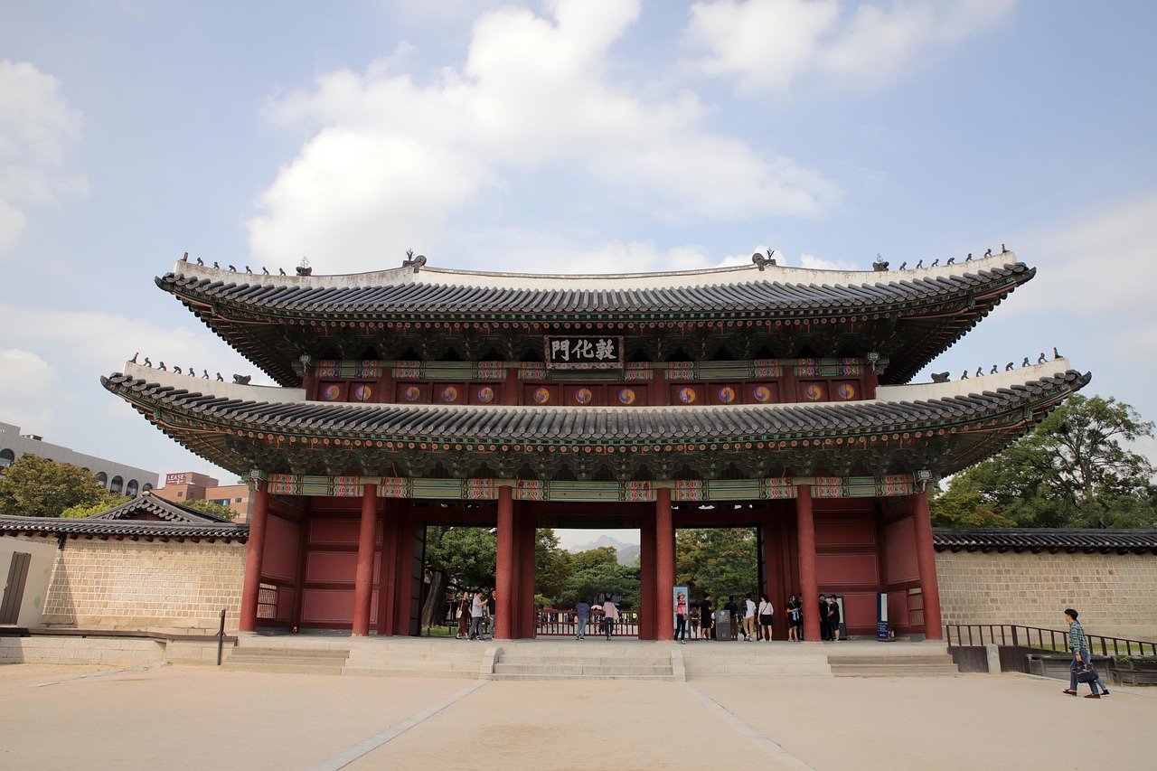 Changdeokgung Secret Garden Guide: Tickets, Tours and What to Expect (2026)