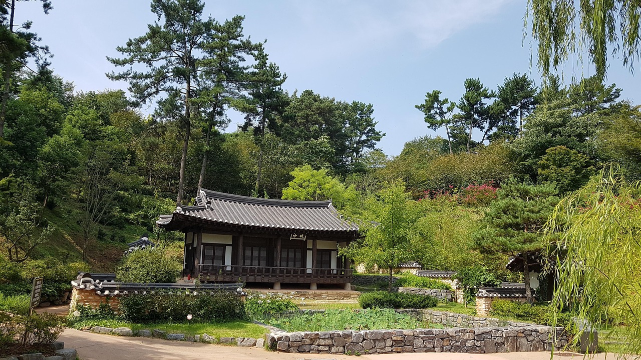 Traditional Korean hanok houses