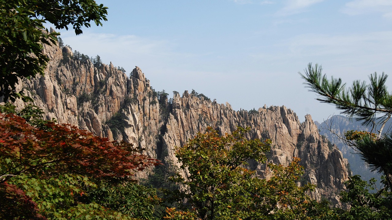 Hiking Seasons in Korea