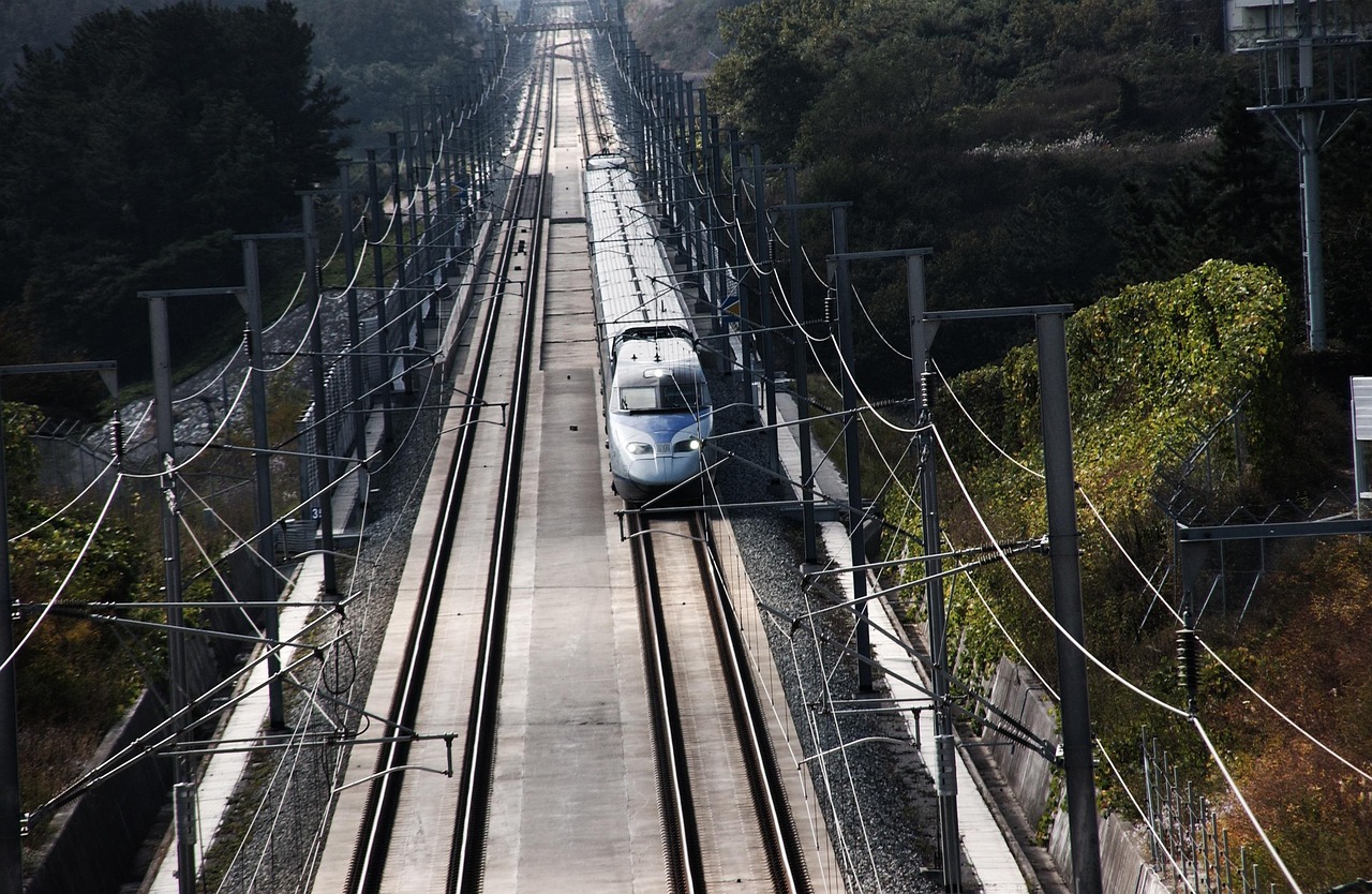 KTX vs SRT: Which High-Speed Train Should You Take?