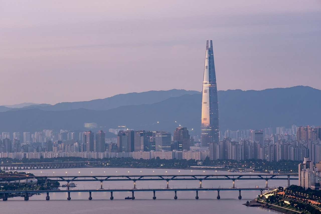 Lotte World Seoul Guide: Tickets, Rides and What to Know Before You Go (2026)