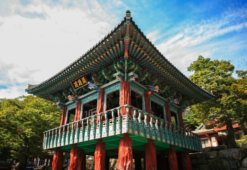 Using the 1330 Korea Travel Helpline